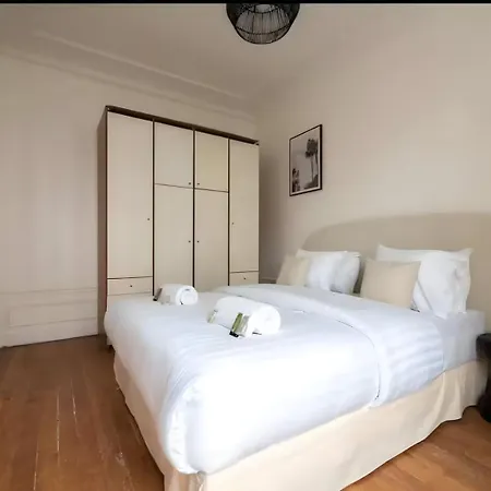 Apartment Tbs 319 - Superb With Eiffel Tower View