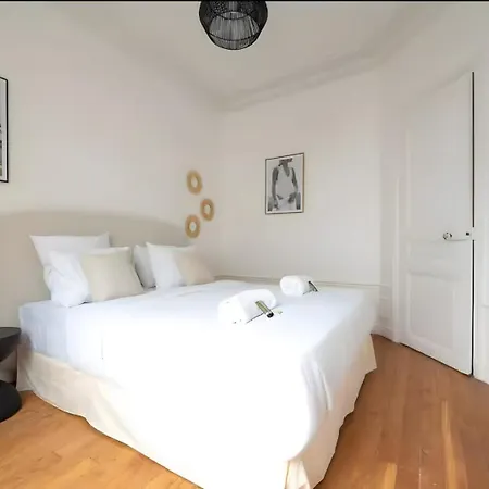 Tbs 319 - Superb With Eiffel Tower View Paříž